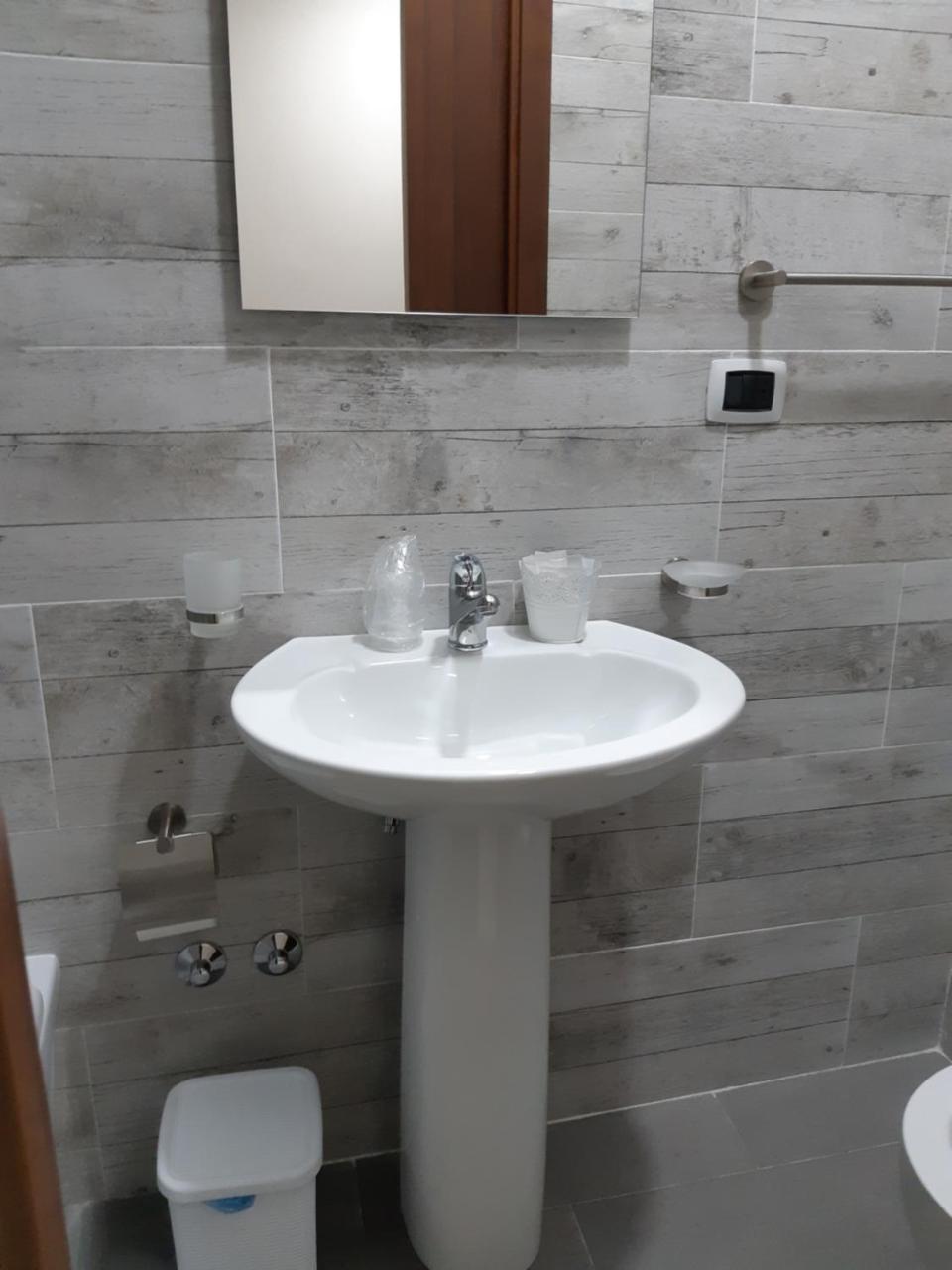 Foria 210 Bed & Breakfast 2*